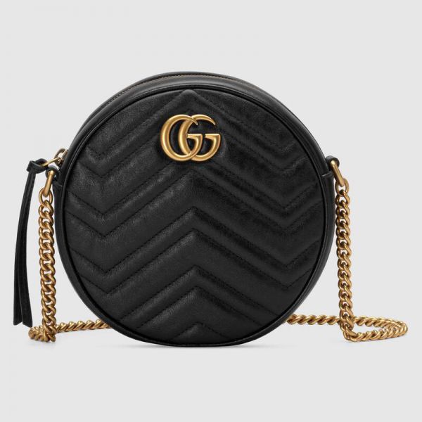 Gucci Coin Purse (924.575 COP) ❤ liked on Polyvore featuring bags, wallets,  pink, leather change purse, zip… | Leather change purse, Pink leather wallet,  Coin purse