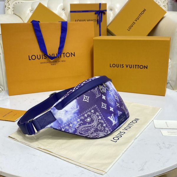 M20587 Louis Vuitton Monogram Bandanae Discovery Bumbag PM