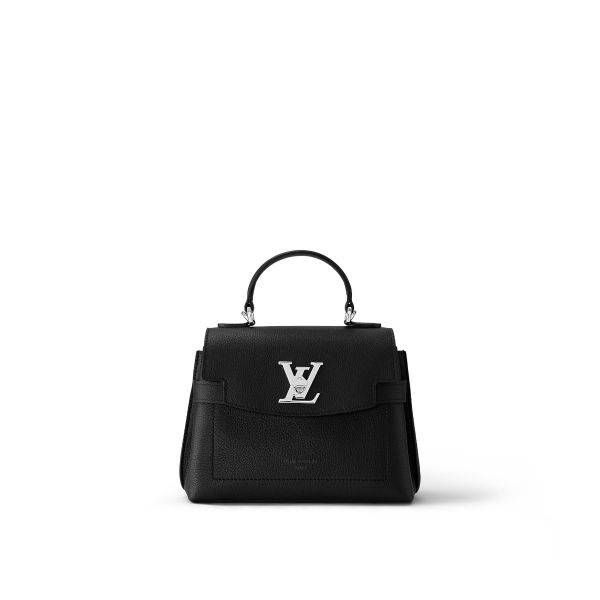 Eluxury Company - The Lockme Chain PM handbag is made from grained