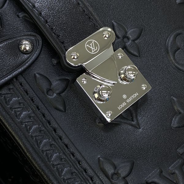 M21709 Louis Vuitton Monogram Side Trunk PM