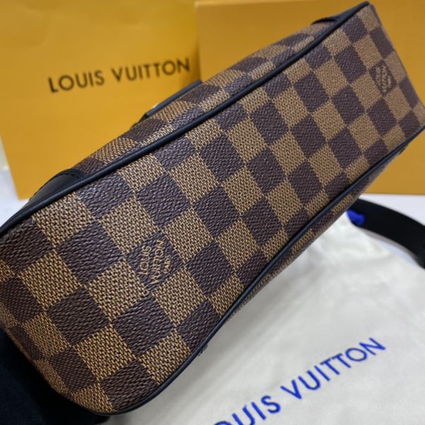 Shop Louis Vuitton MONOGRAM Odéon Pm (M45353) by Ravie