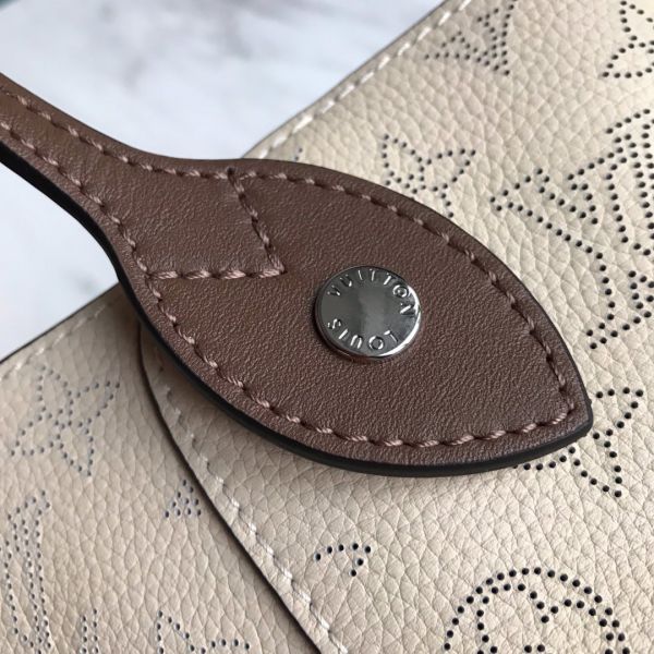 M54351 Louis Vuitton Mahina Leather Hina PM-Galet Gray