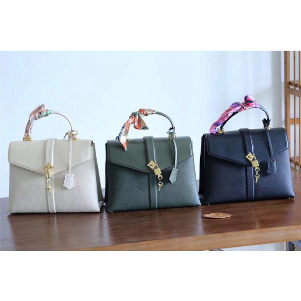 Louis Vuitton Rose Des Vents MM - Handle Bags, Handbags