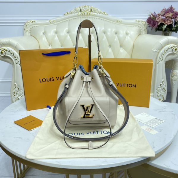 Louis Vuitton Lockme Bucket Review 