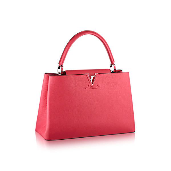 Capucines MM bag in red leather