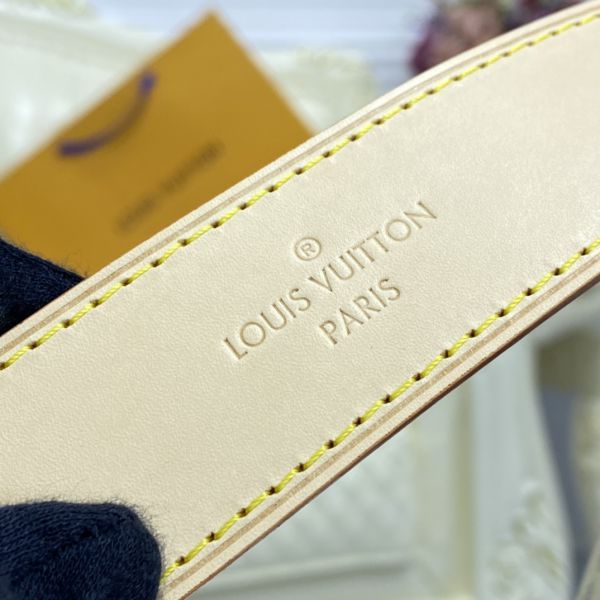 Louis Vuitton Graceful PM Beige Monogram