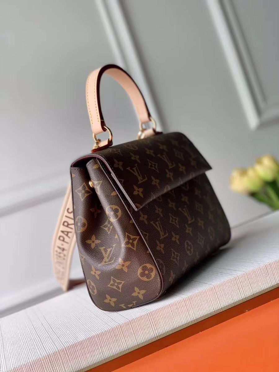 #m44863 l**is V*t*n 2020 monogram canvas cluny bb