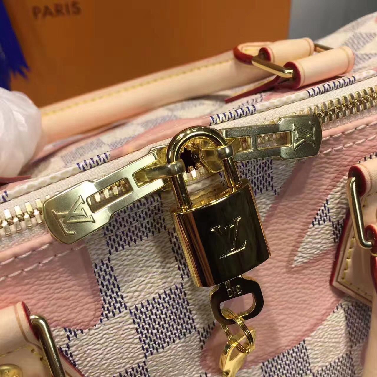 n41052 l**is V*t*n 2017 premium damier azur speedy bandoulière 30