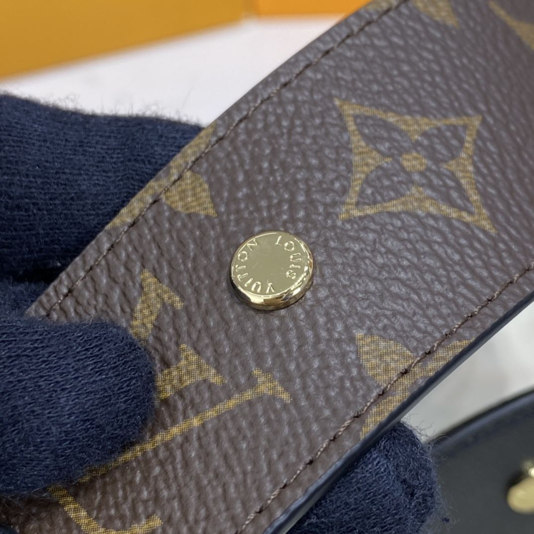 #j02465 l**is V*t*n monogram adjustable strap bandouliÈre