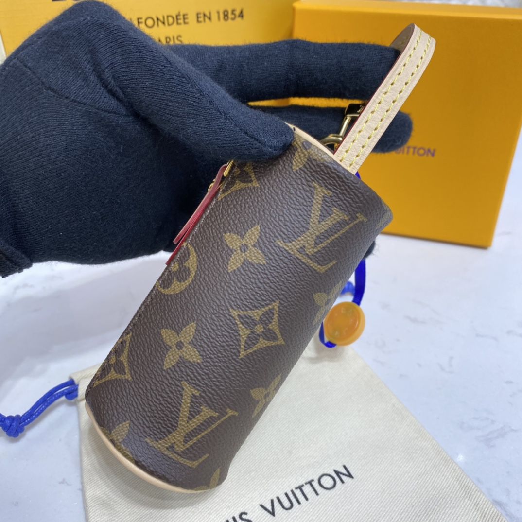 #m00354 l**is V*t*n monogram micro papillon bag charm