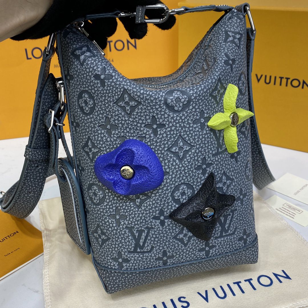 #m20875 l**is V*t*n monogram virgil abloh’s “climbing” hobo cruiser pm-dark