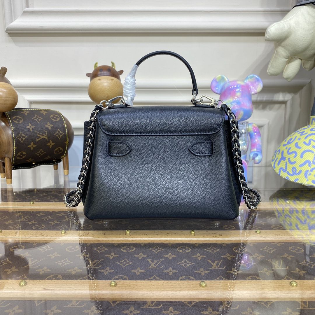 #m20997 l**is V*t*n lockme ever mini handbag