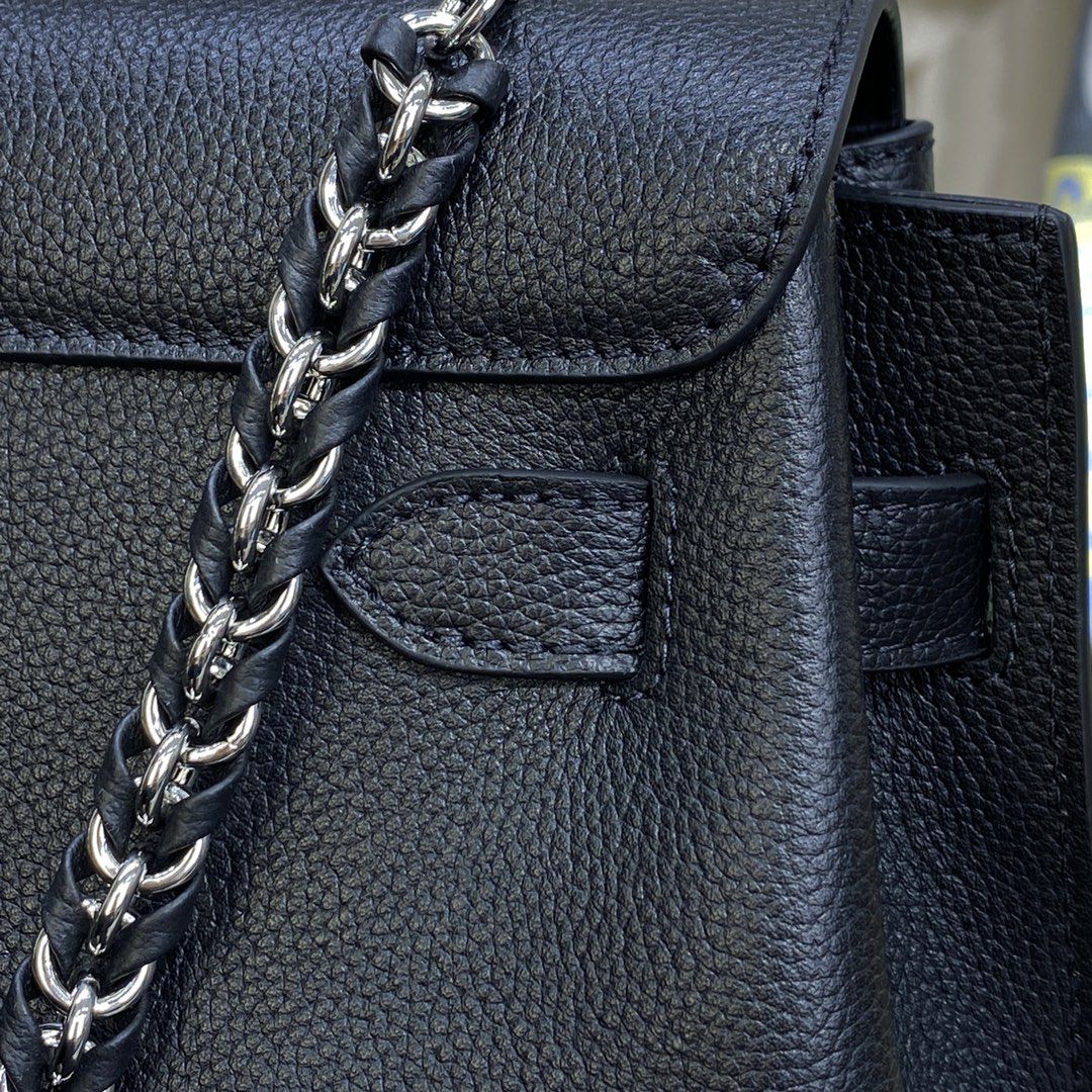 #m20997 l**is V*t*n lockme ever mini handbag