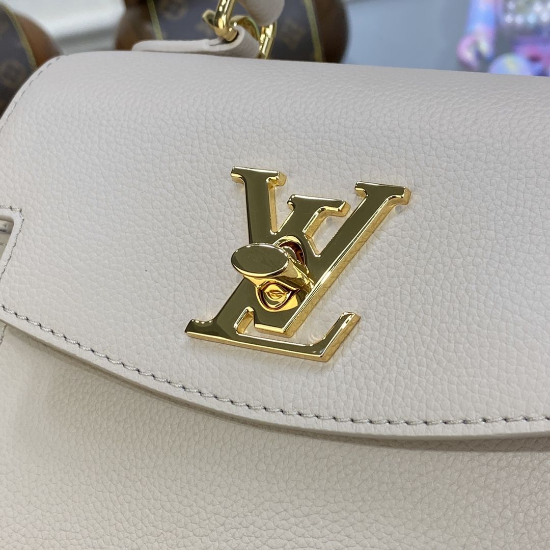 #m21052 l**is V*t*n lockme ever mini handbag