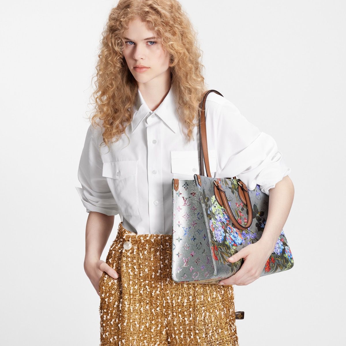 #m21233 l**is V*t*n monogram motif onthego mm tote bag