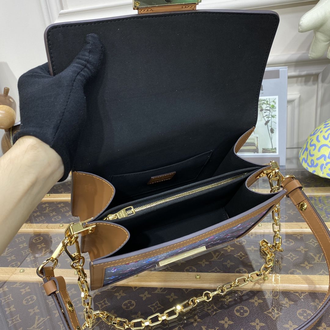 #m21266 l**is V*t*n nicolas ghesquière’s buttercup dauphine mm bag