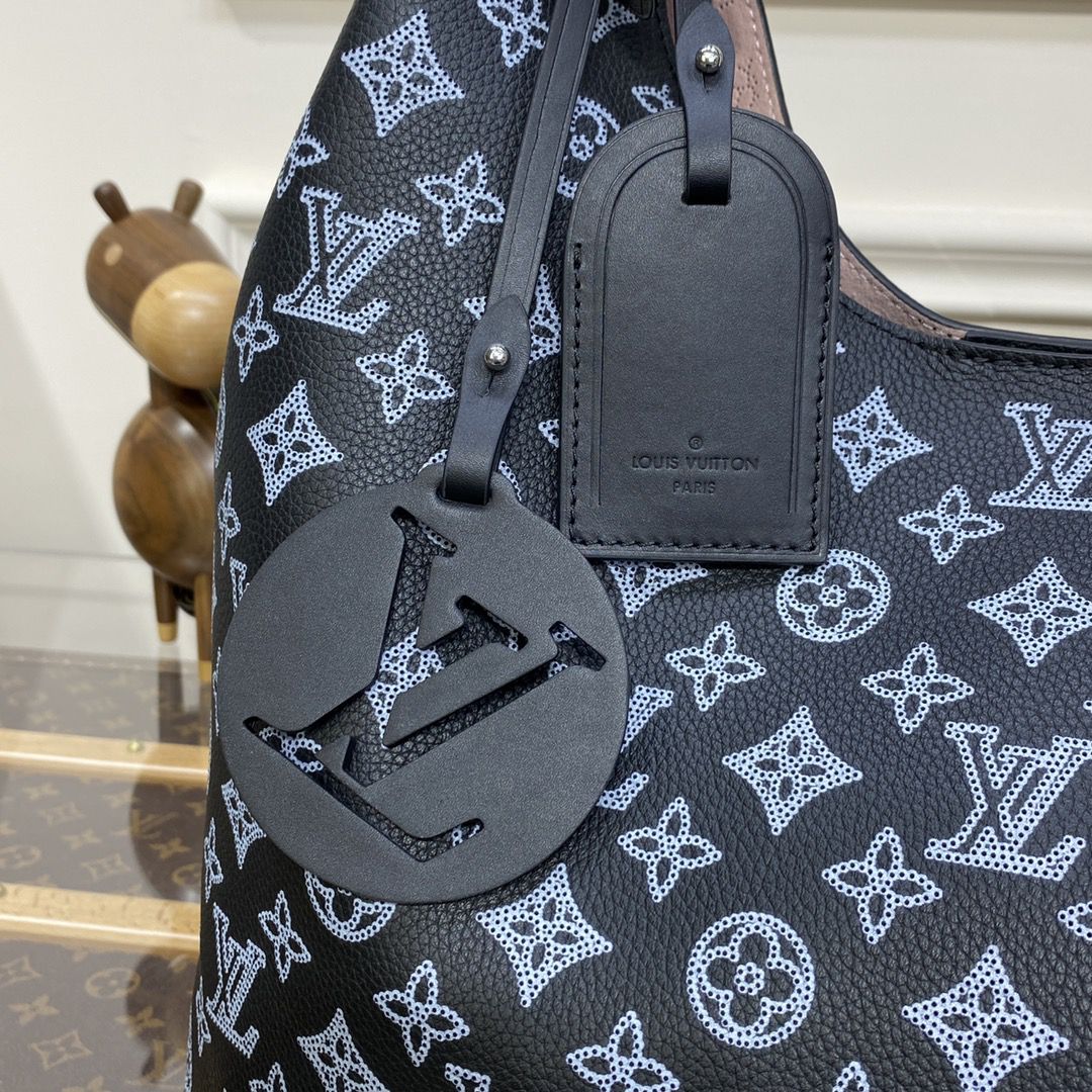 #m21299 l**is V*t*n mahina carmel hobo bag