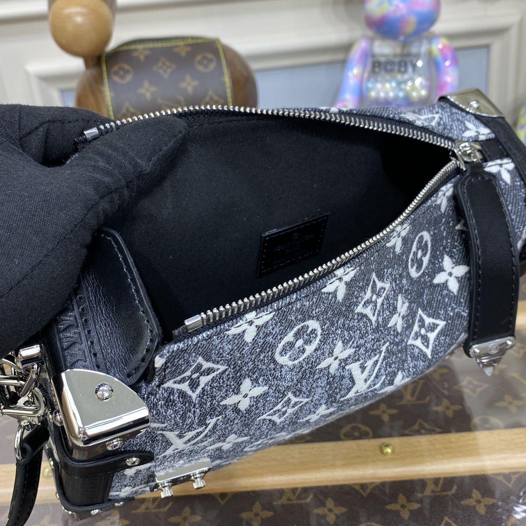 #m21460 l**is V*t*n monogram jacquard denim side trunk bag