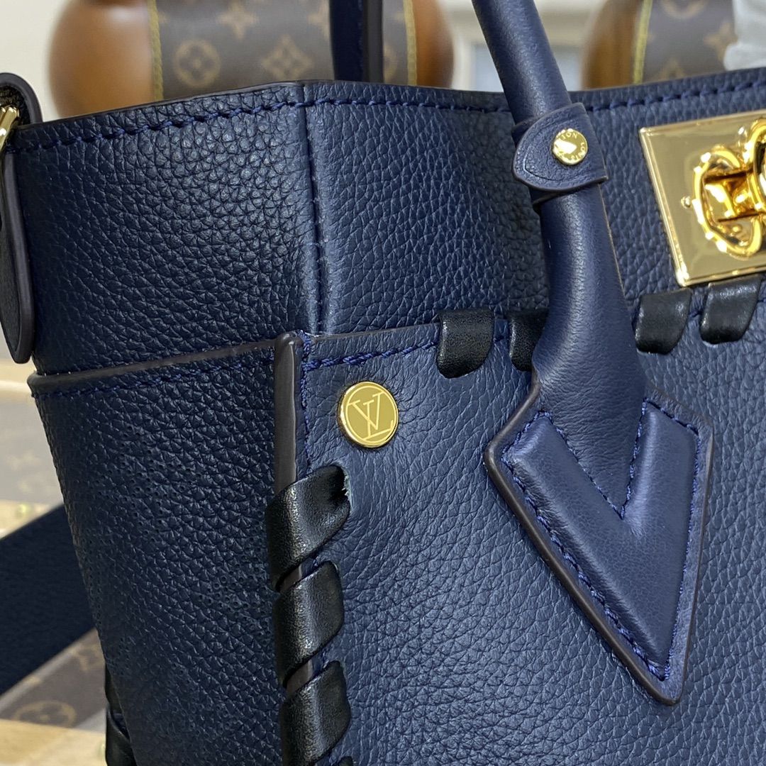 #m21569 l**is V*t*n monogram flowers on my side mm bag