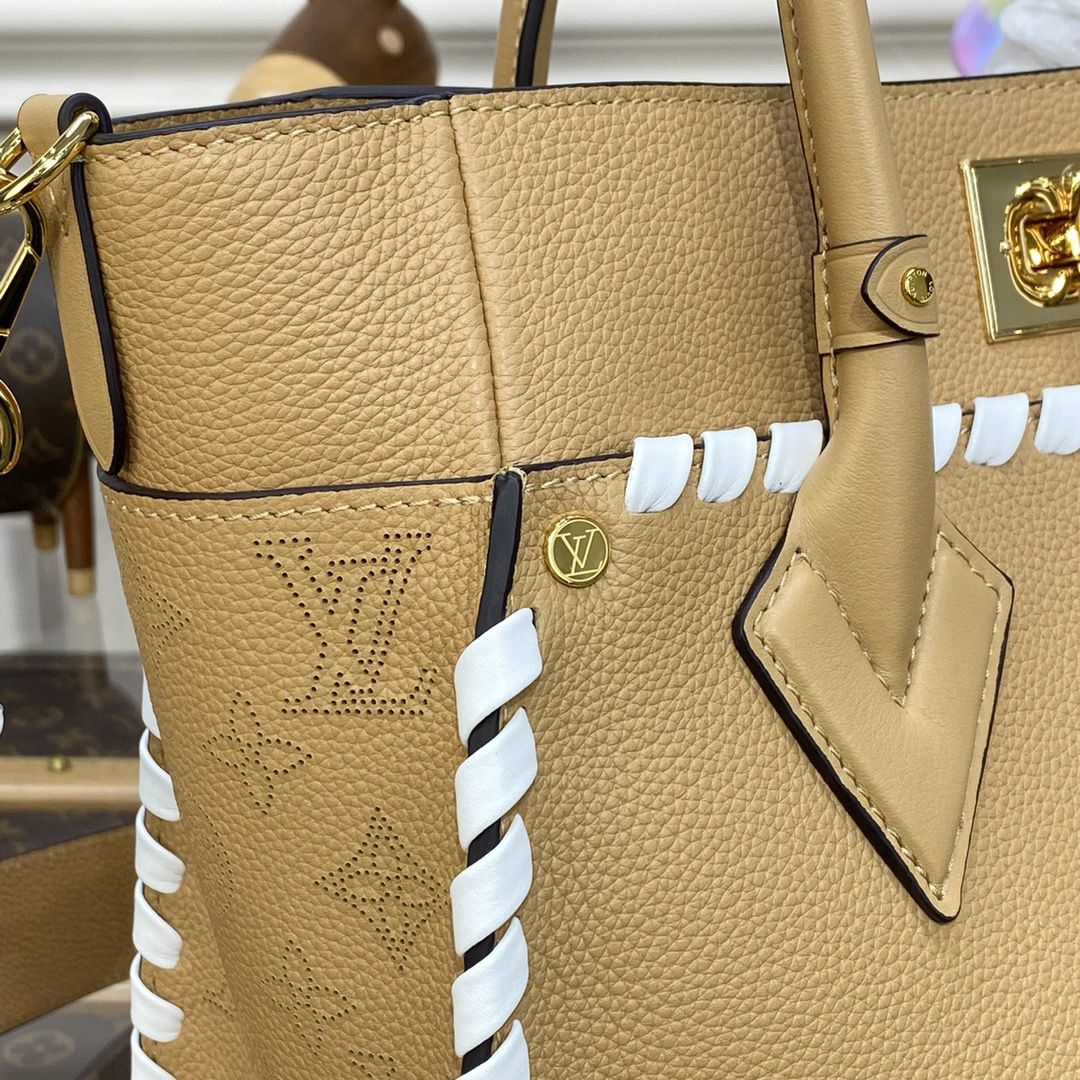 #m21585 l**is V*t*n monogram flowers on my side pm bag