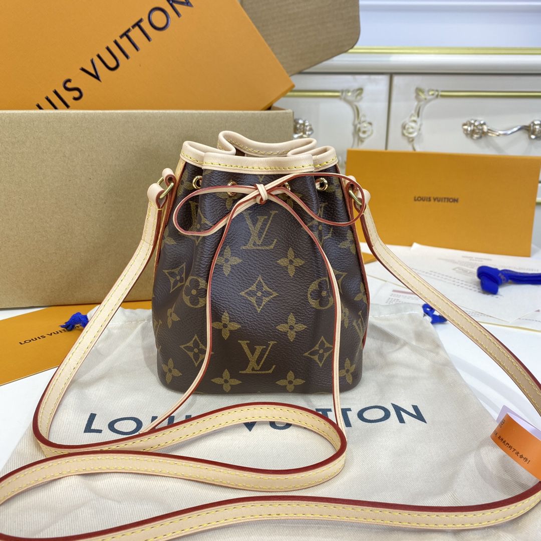 #m41346 l**is V*t*n monogram nano noé