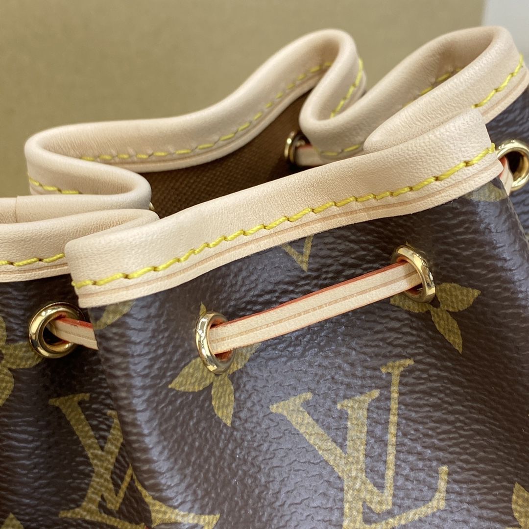 #m41346 l**is V*t*n monogram nano noé