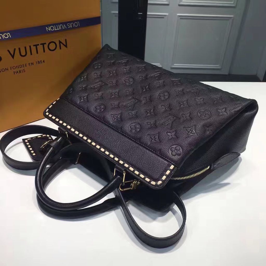 m41491 l**is V*t*n 2017 premium monogram empreinte vosges mm-black