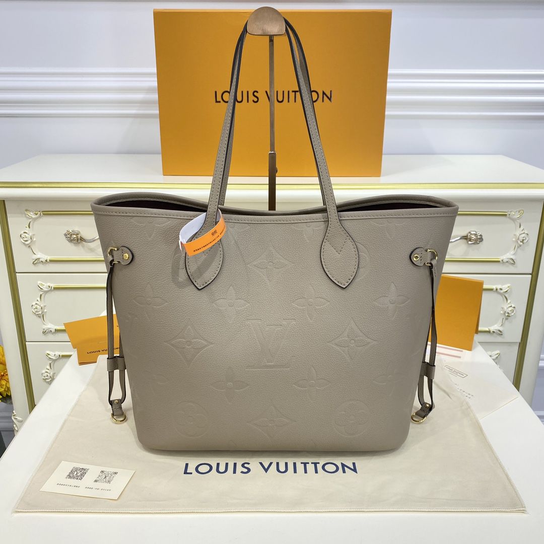 #m45686 l**is V*t*n monogram empreinte neverfull mm tote