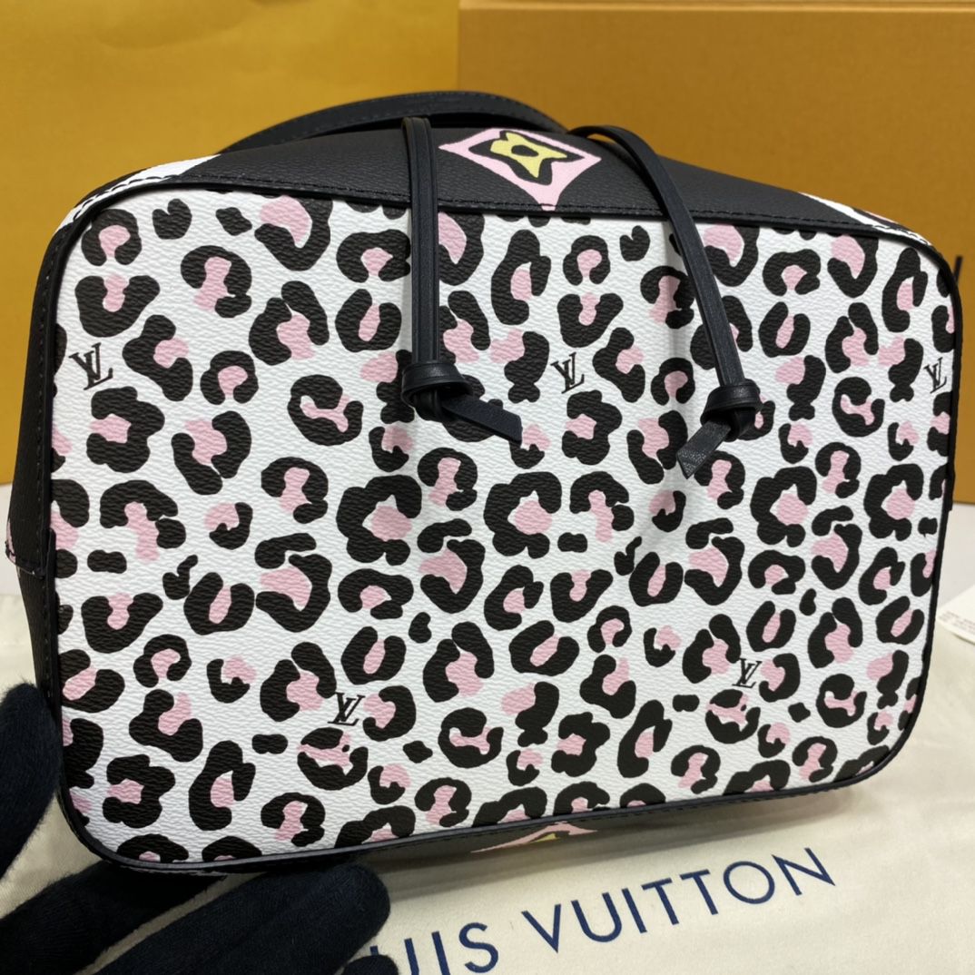 #m45821 l**is V*t*n monogram néonoé mm bucket bag