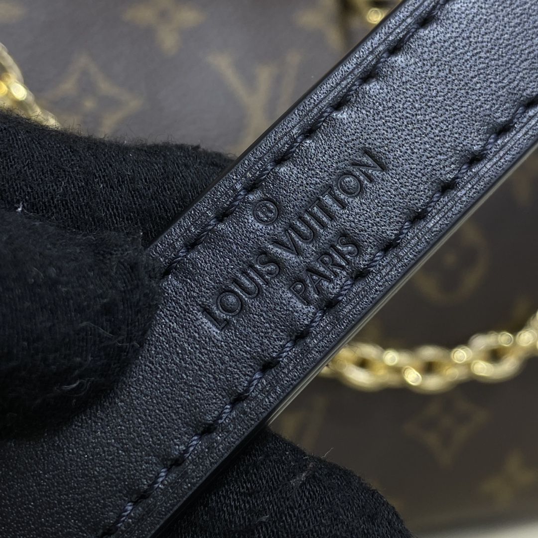 #m45831 l**is V*t*n monogram boulogne handbag