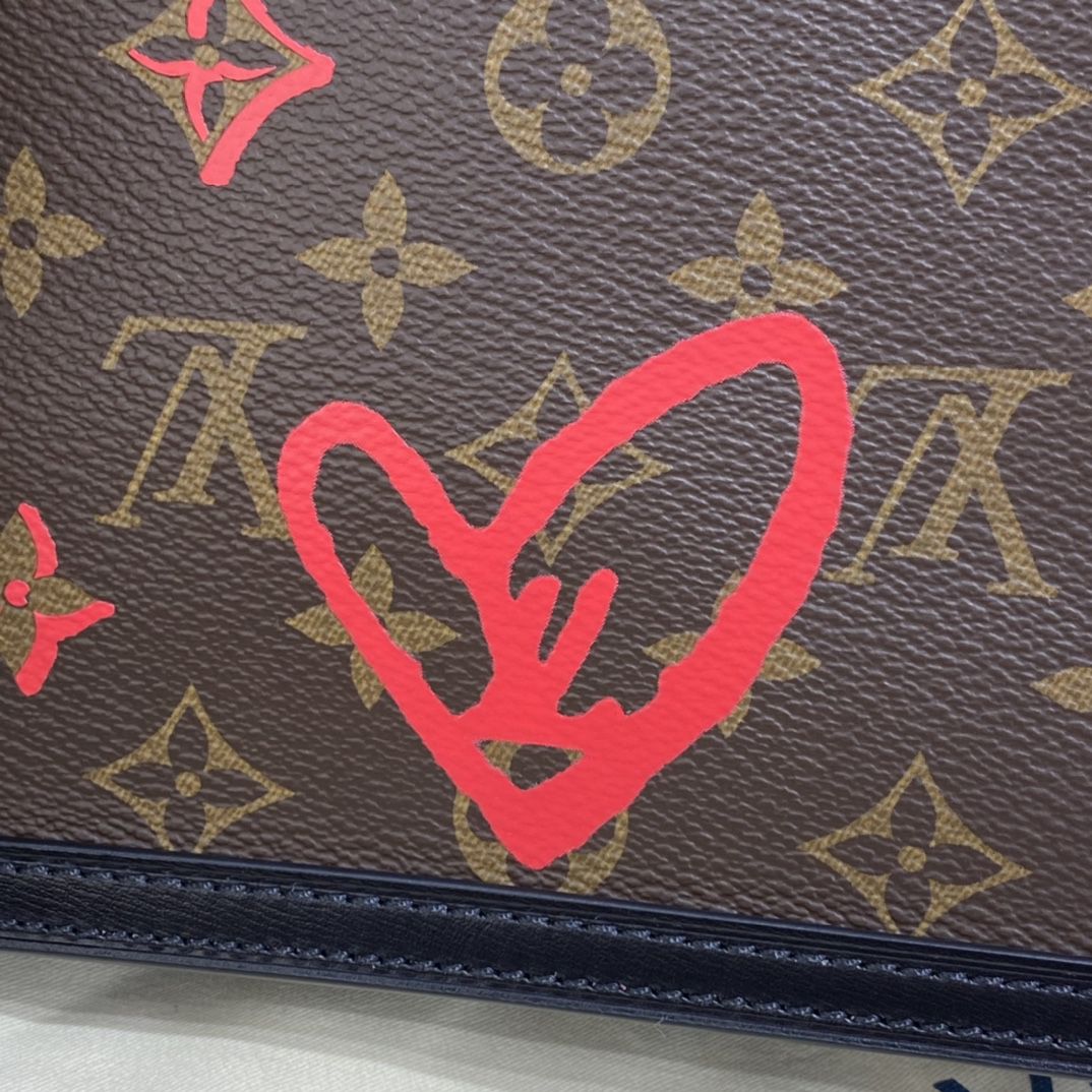 #m45889 l**is V*t*n monogram limited edition - mini dauphine