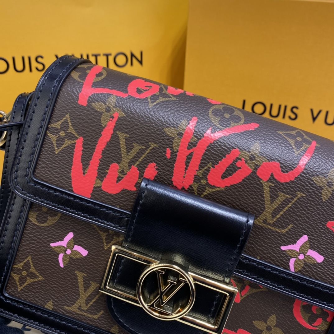 #m45889 l**is V*t*n monogram limited edition - mini dauphine