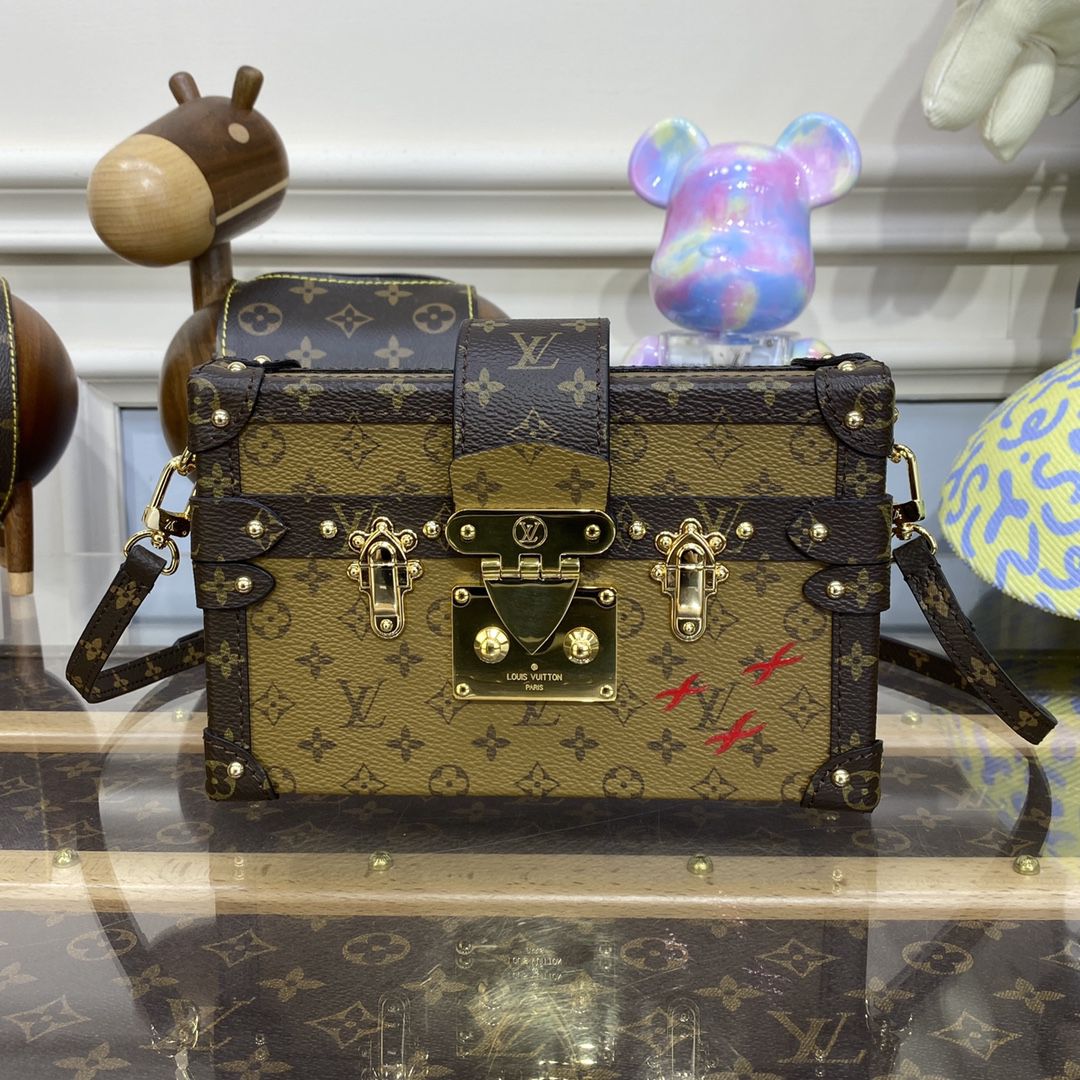 #m45960 l**is V*t*n monogram petite malle handbag