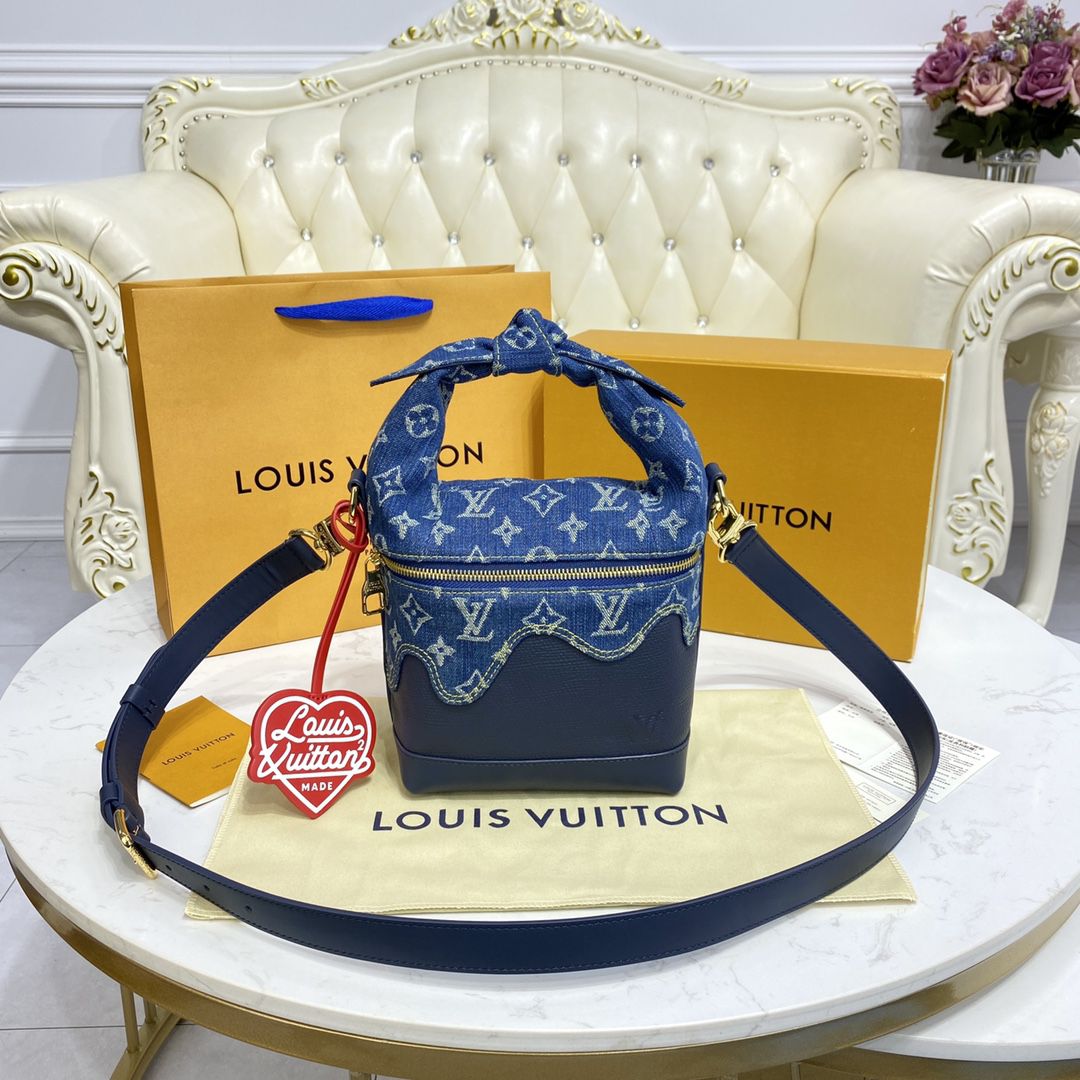 #m45970 l**is V*t*n nigo’s monogram drip japanese cruiser