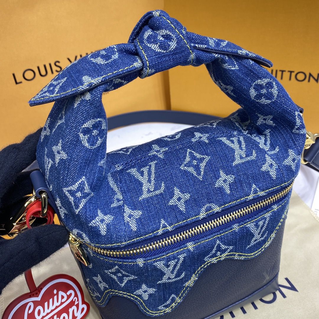 #m45970 l**is V*t*n nigo’s monogram drip japanese cruiser