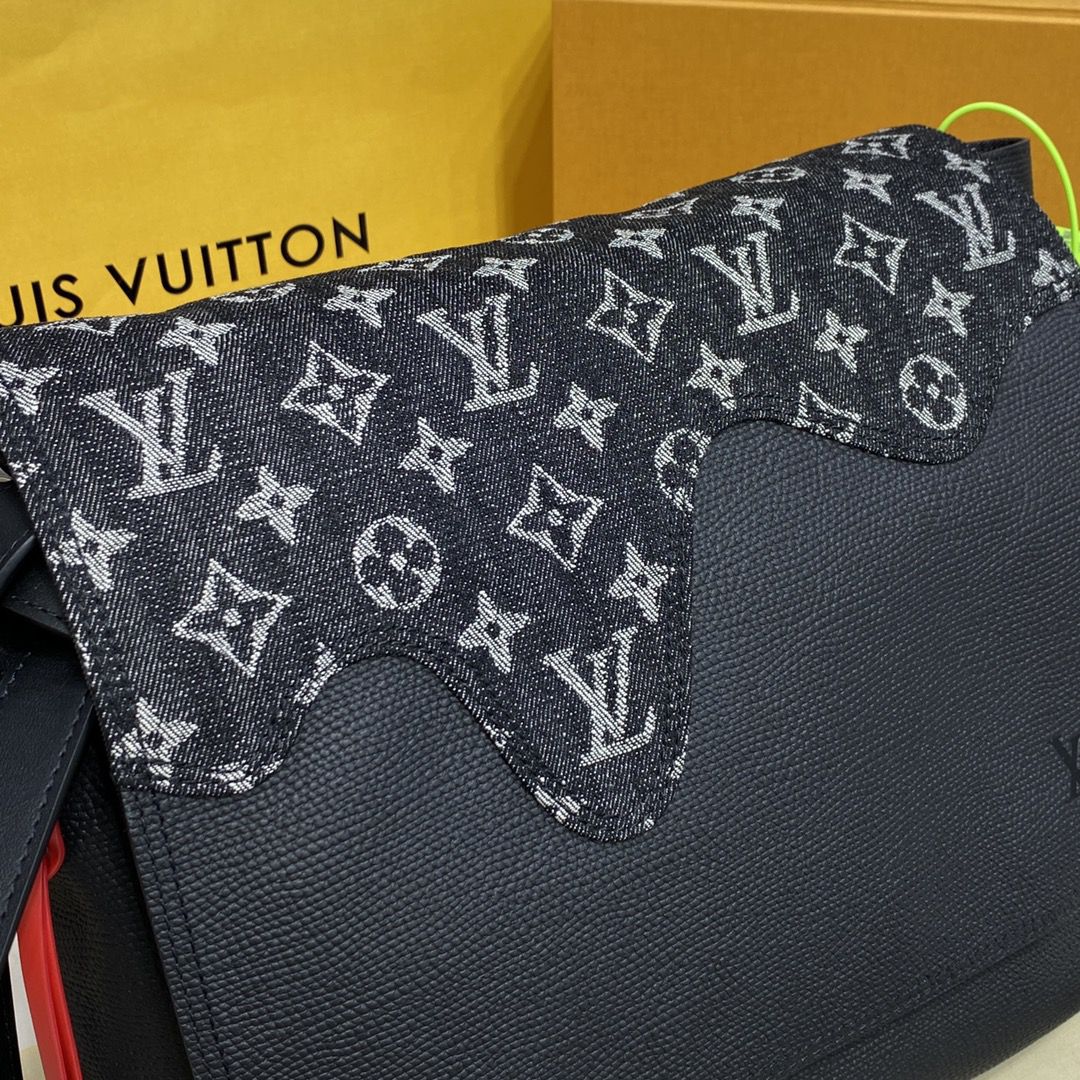 #m45971 l**is V*t*n nigo’s monogram drip besace tokyo