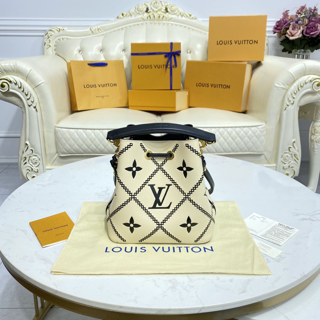 #m46023 l**is V*t*n monogram empreinte néonoé mm bag
