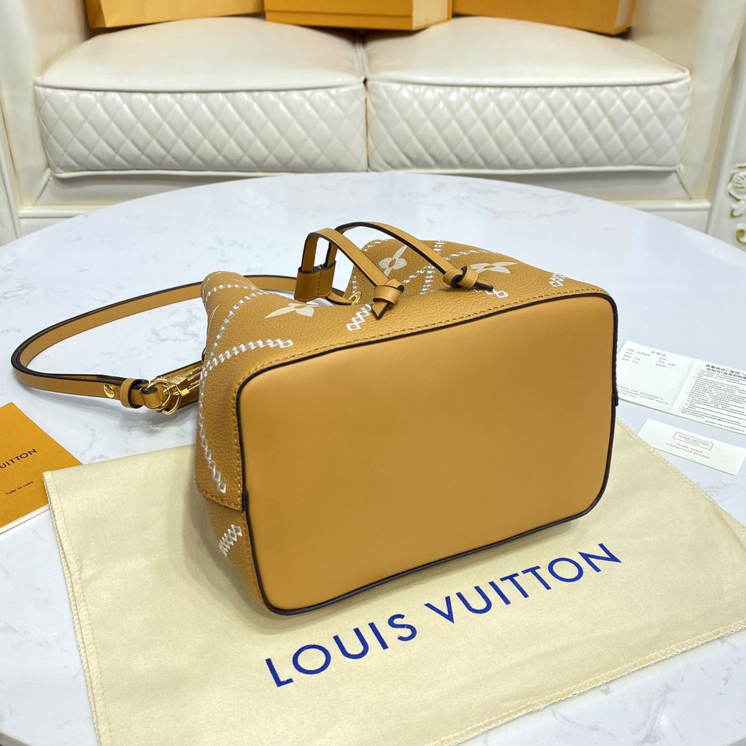 #m46029 l**is V*t*n monogram empreinte néonoé mm bag