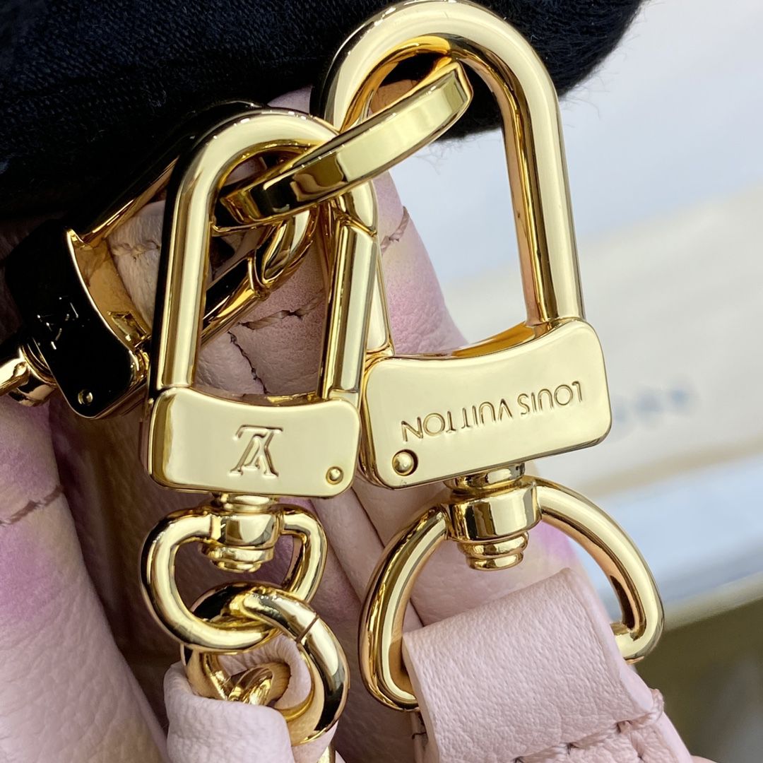 #m46093 l**is V*t*n monogram empreinte mini pochette accessoires