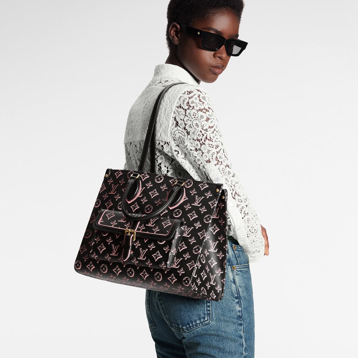 #m46154 l**is V*t*n monogram coated onthego mm tote bag