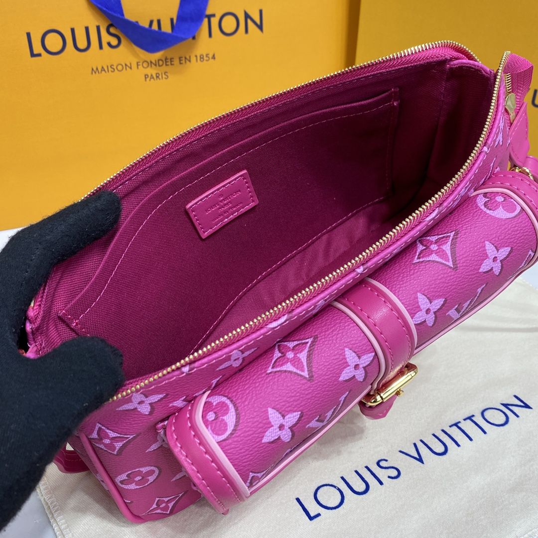 #m46161 l**is V*t*n monogram canvas maxi multi pochette accessoires handbag