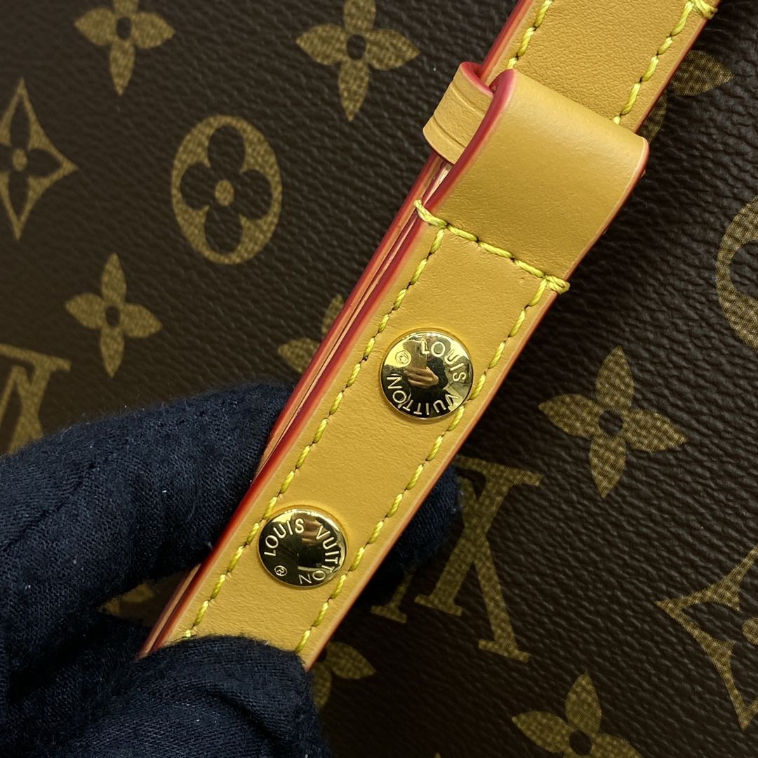#m46548 l**is V*t*n monogram canvas tilsitt handbag
