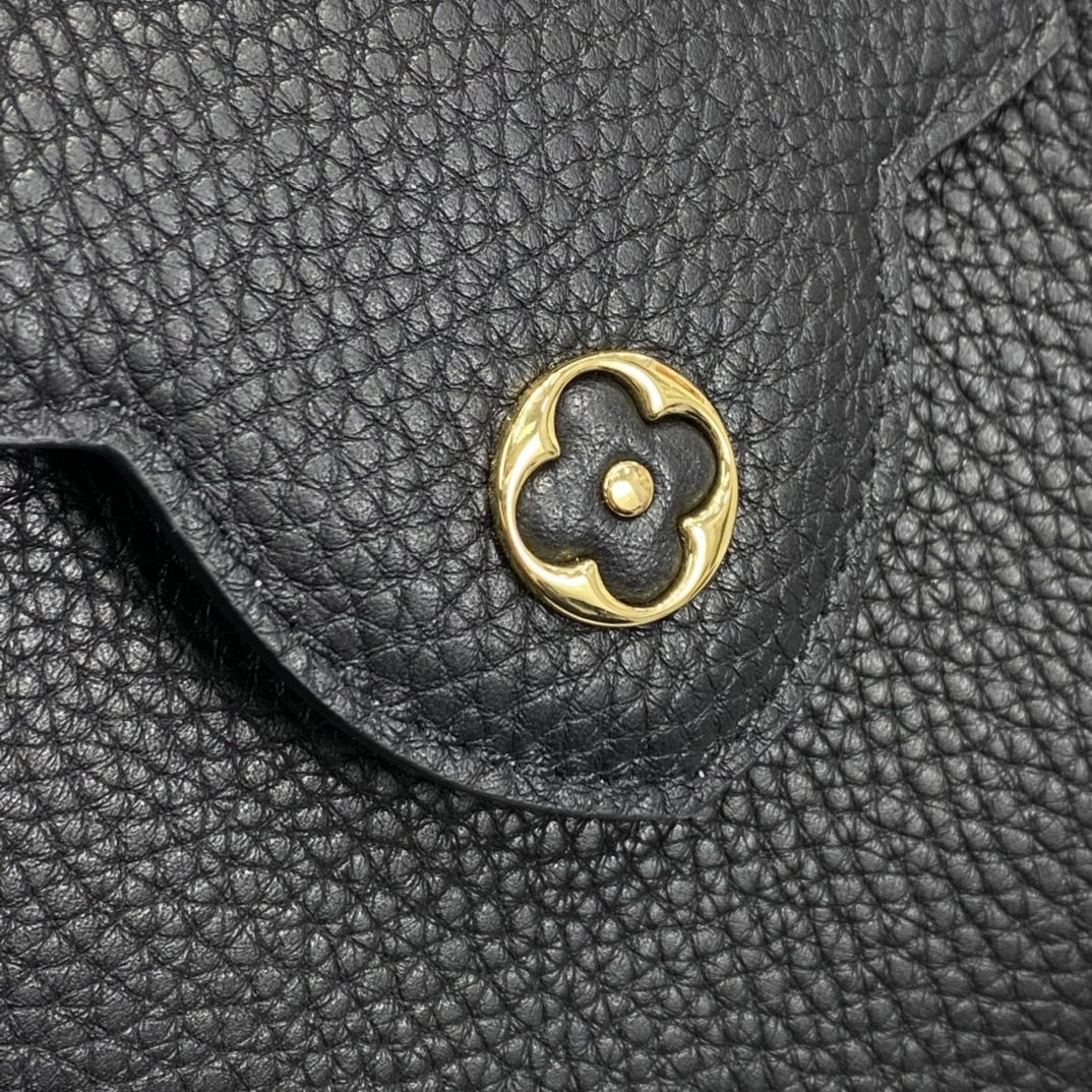#m56071 l**is V*t*n capucines mini handbag