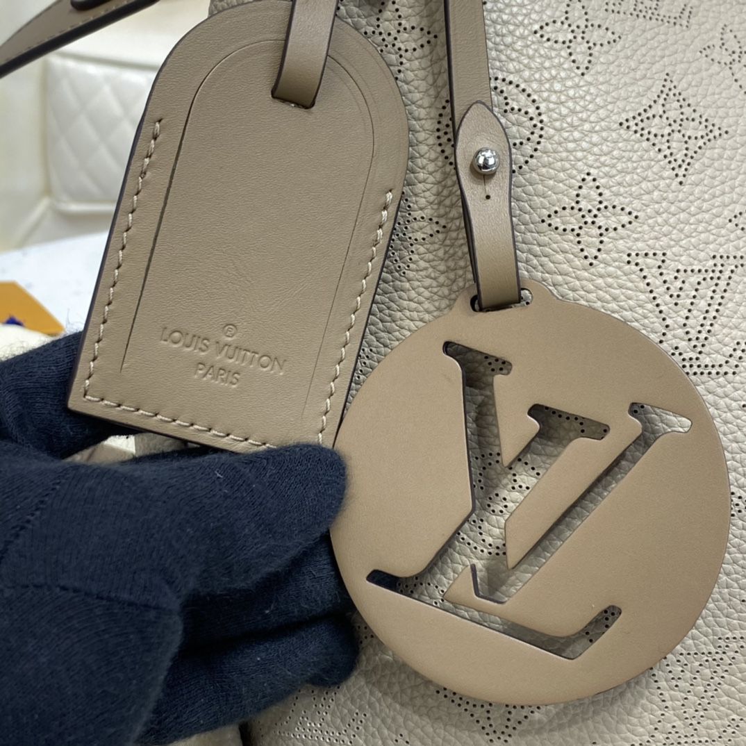 #m56084 l**is V*t*n mahina beaubourg hobo mm