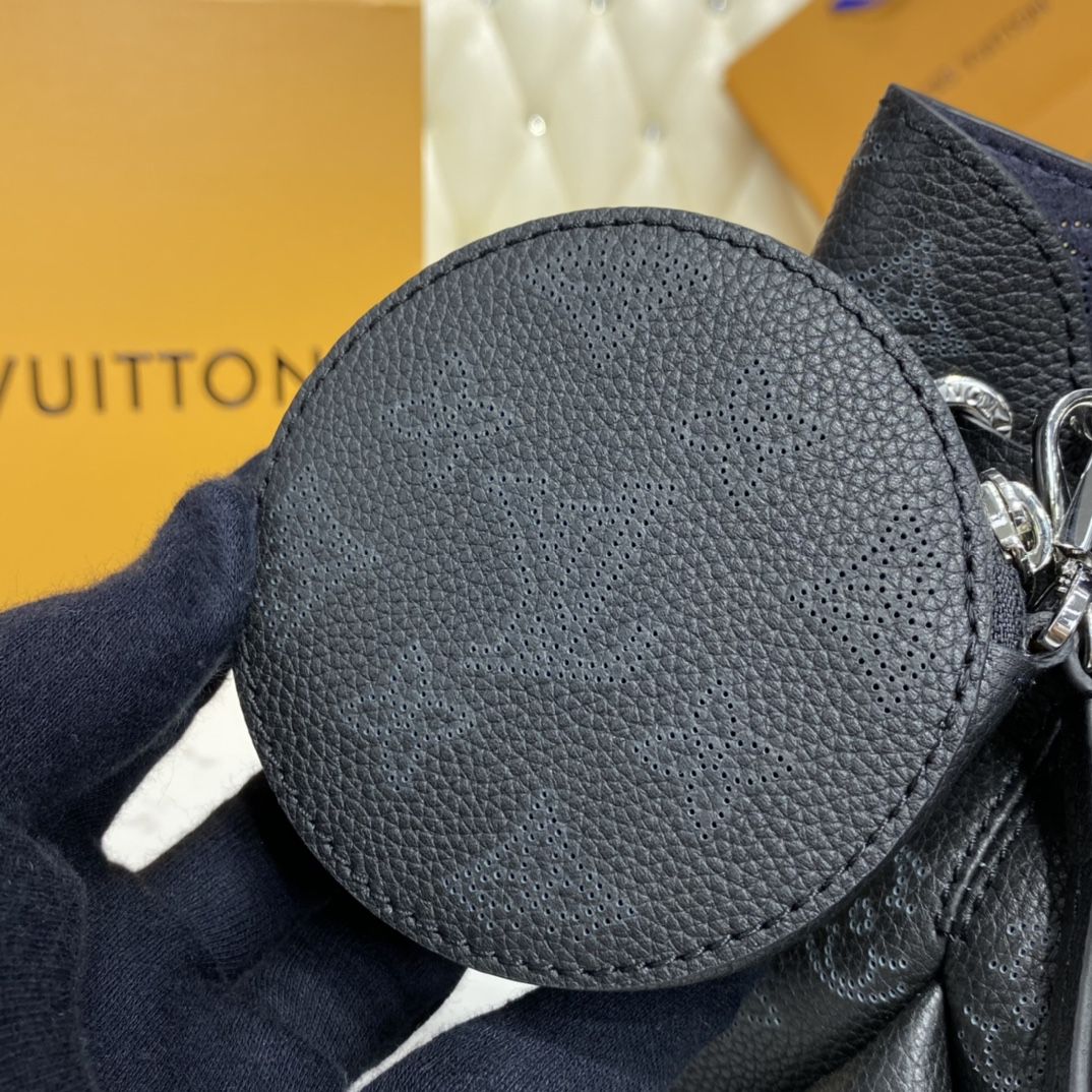#m57070 l**is V*t*n mahina calf bella bucket bag