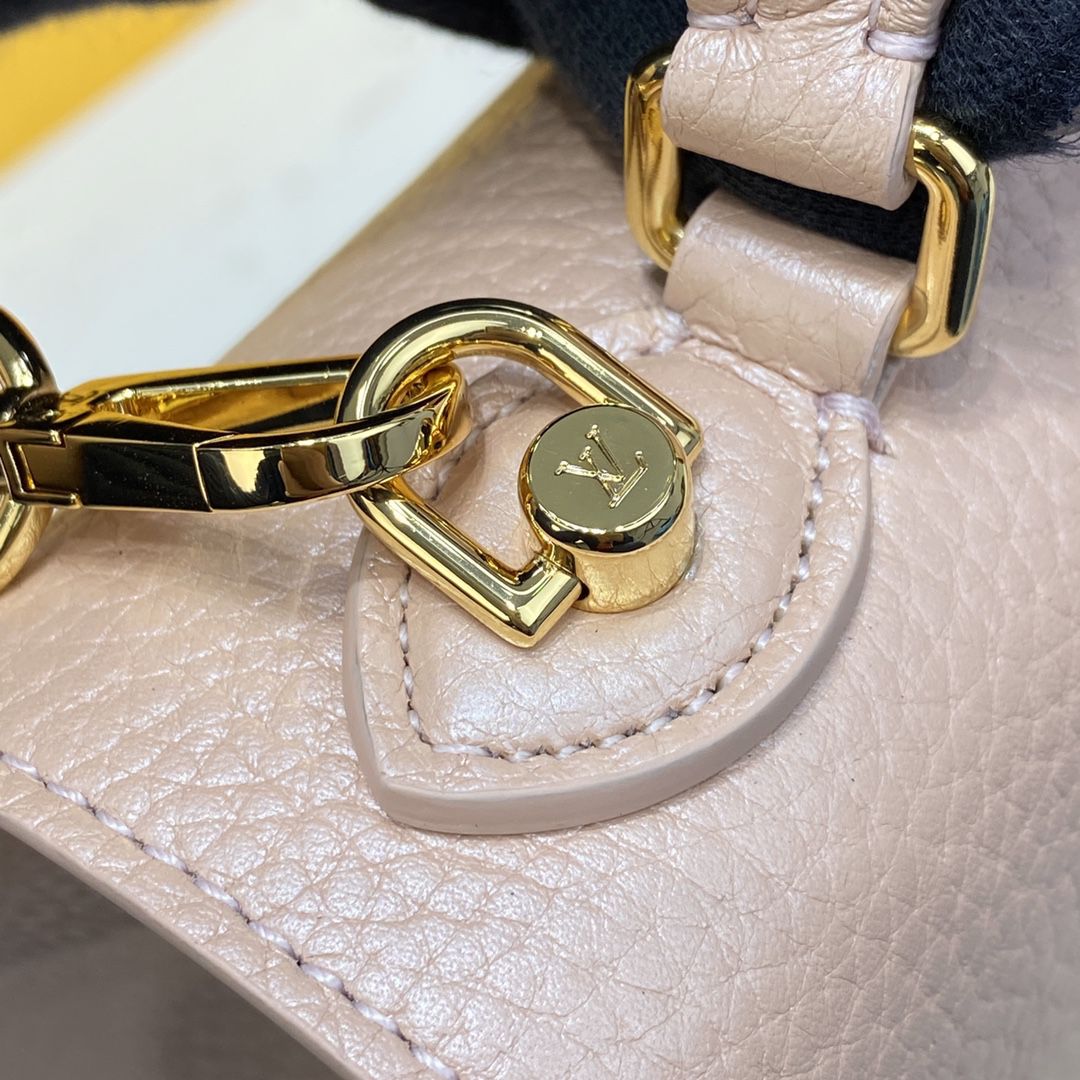 #m57092 l**is V*t*n twist one handle handbag