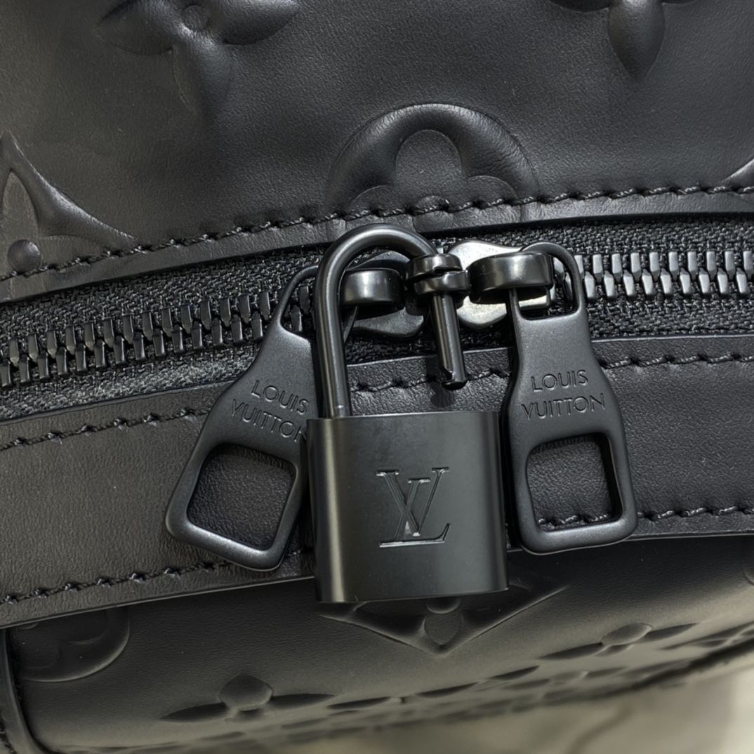 #m57959 l**is V*t*n monogram seal armand backpack-black