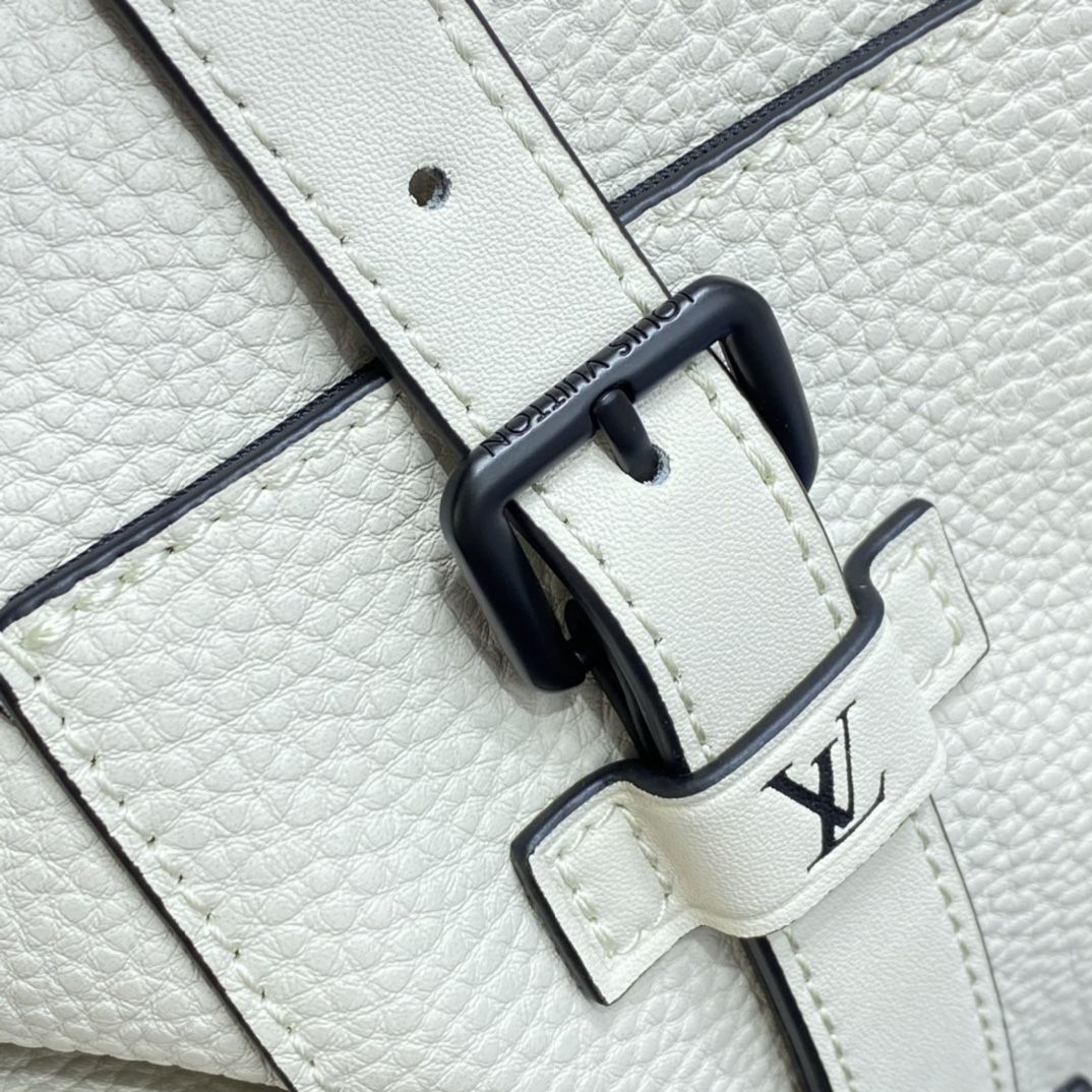 #m58477 l**is V*t*n white taurillon christopher backpack