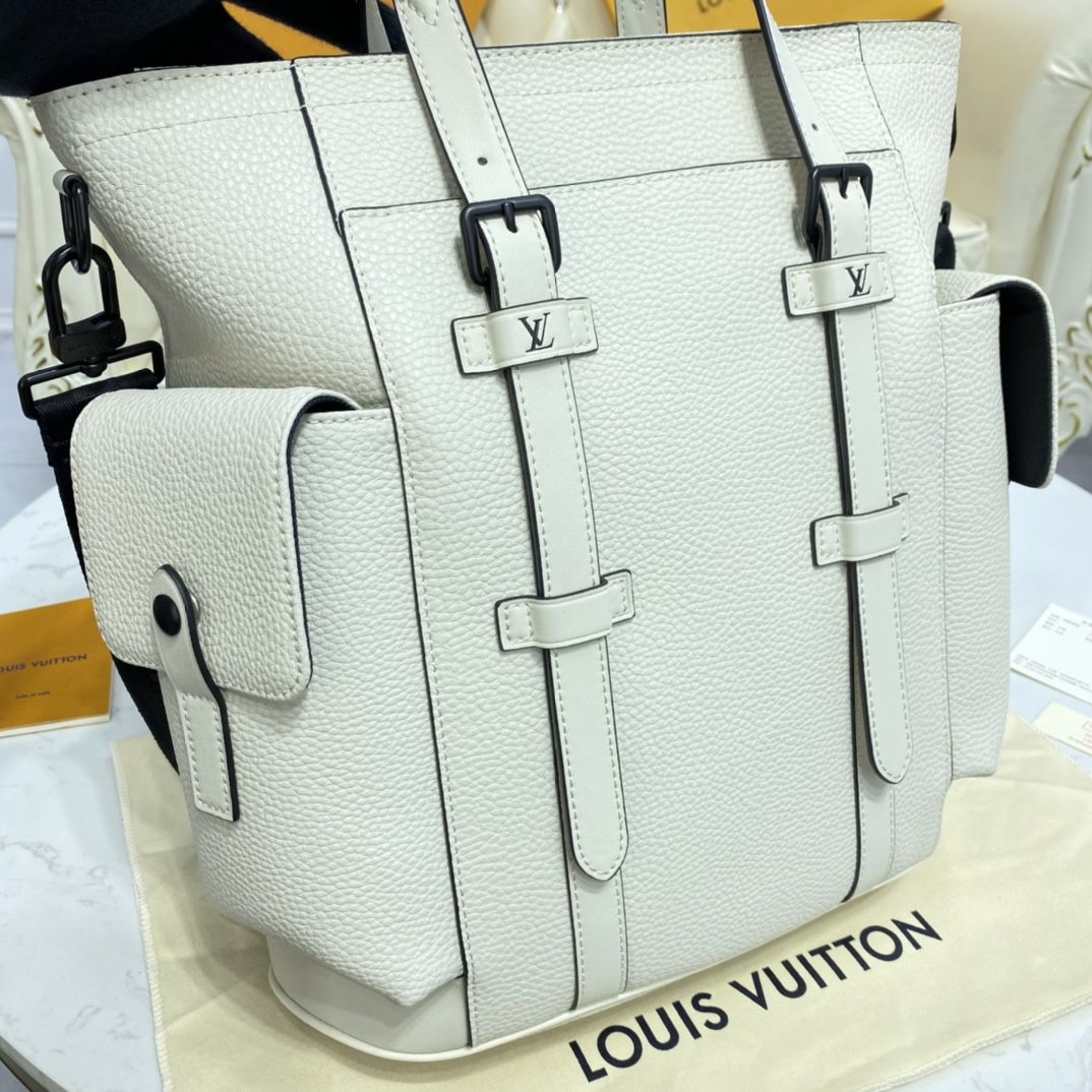 #m58477 l**is V*t*n white taurillon christopher backpack
