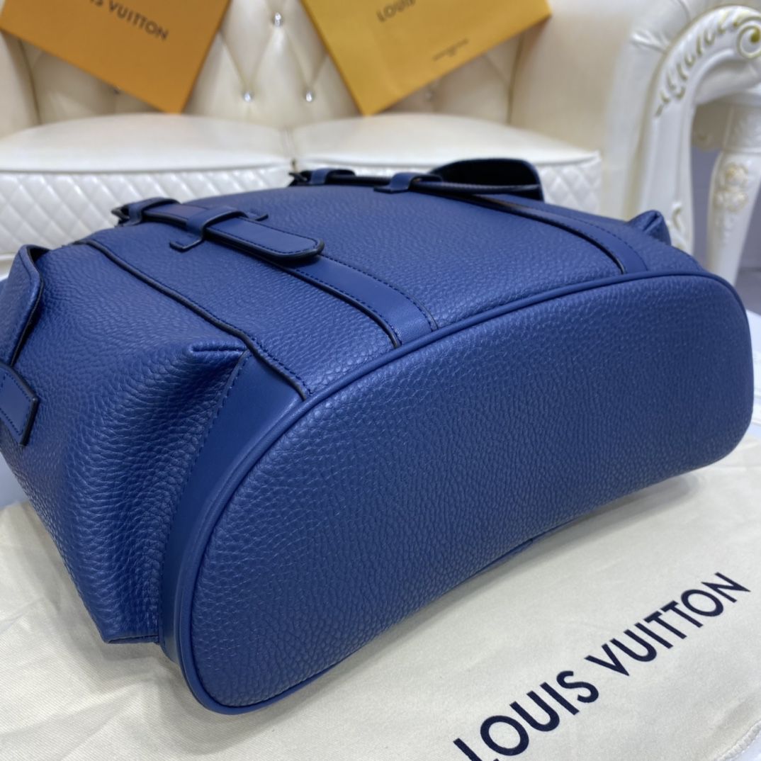 #m58479 l**is V*t*n taurillon leather classic christopher backpack-blue